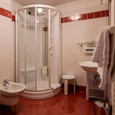 Ostarie Vecjo Friul 1901 Pensión 3*